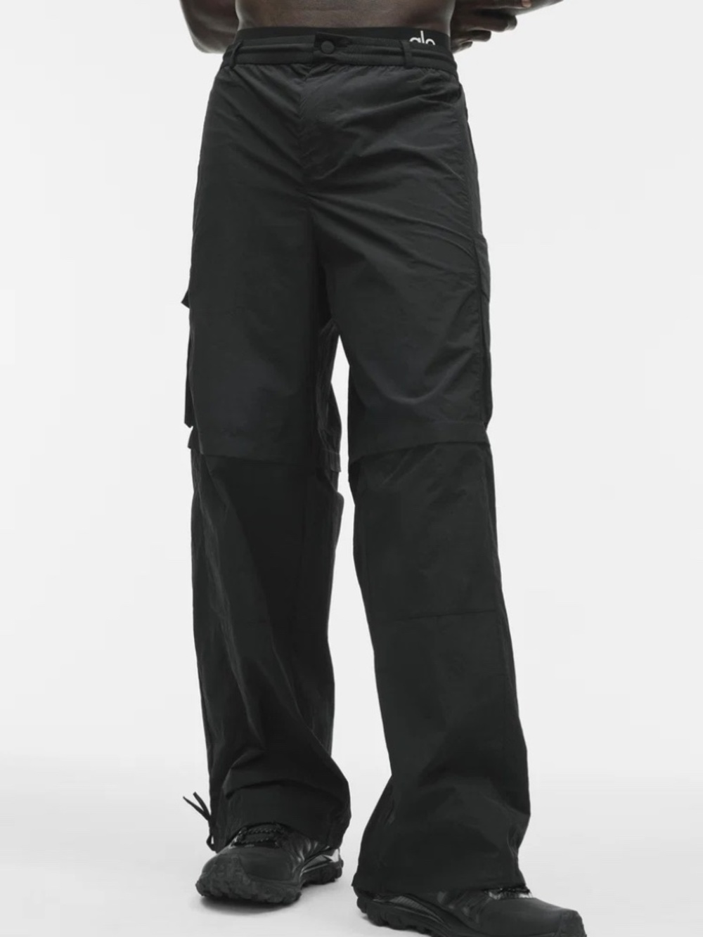 ALO Yoga Axis Cargo Trouser - Black